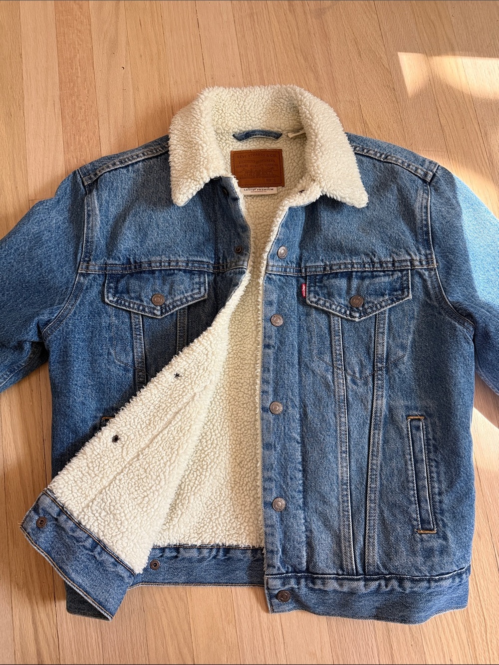 Levi's Blue Denim Jacket with Cream Sherpa Lining